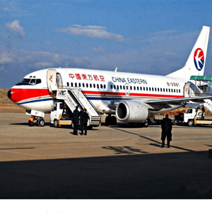 信阳明港航空托运航空快运业稳步发展的原因是什么？